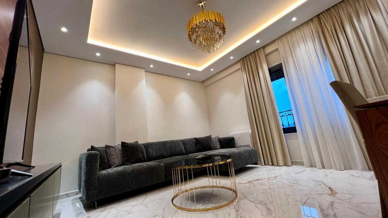 Apartment Zeus Deluxe Tirana